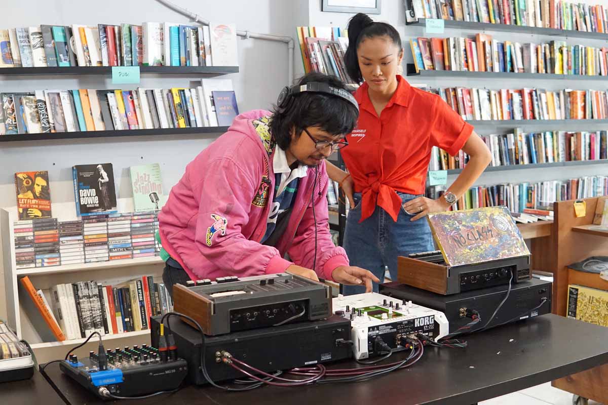 Karir Berkilau Pemuda Sinarmas Sebagai Cassette Jockey